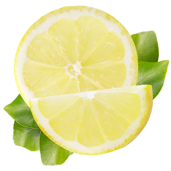 Helft en schijfje citroen met bladeren geïsoleerd op wit — Stockfoto