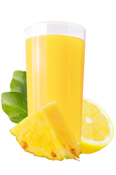 Ποτήρι με χυμό λεμονιού και ανανά που απομονώνονται σε λευκό — Φωτογραφία Αρχείου