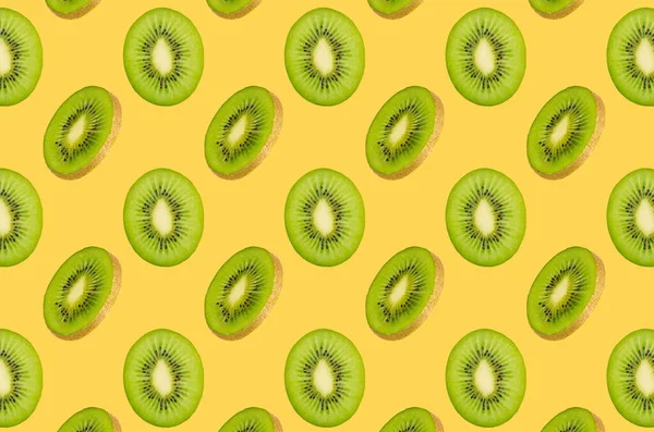 Seamless Fruit Pattern Neon Yellow Surface Bright Slices Kiwi Clipping — Stock Photo, Image