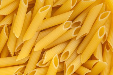 İtalyan makarna studio vurdu