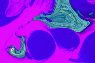 Dökülen boyanın soyut renkli arkaplanı yakın plan