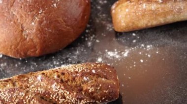 Un ekmek ve buğday kulakları