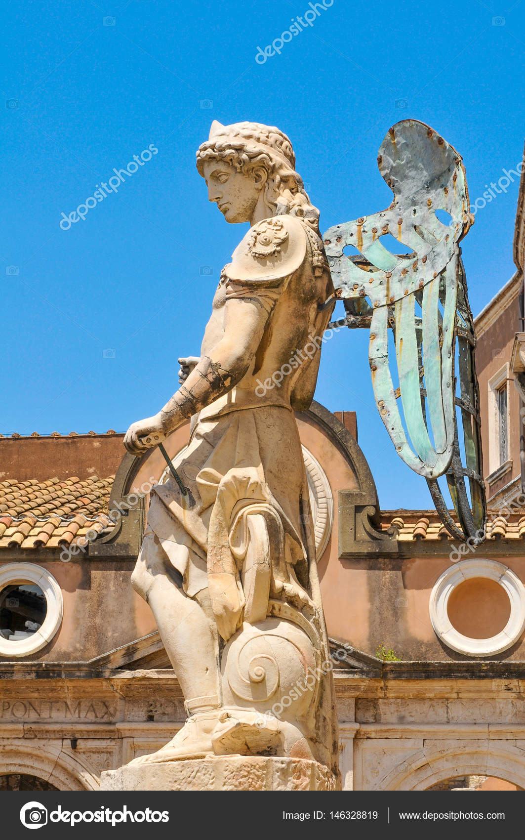 Angel statue in Rome Stock Photo by ©lucianmilasan 146328819