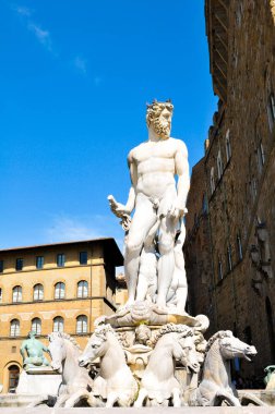 Floransa Neptune'de heykeli 