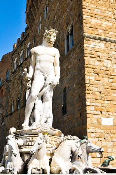 Estatua de Neptuno en Florencia — Foto de Stock
