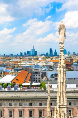 Milan, İtalya 'nın havadan görünüşü 