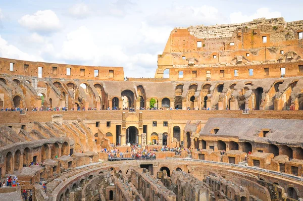 Roma 'da kolezyum, İtalya — Stok fotoğraf