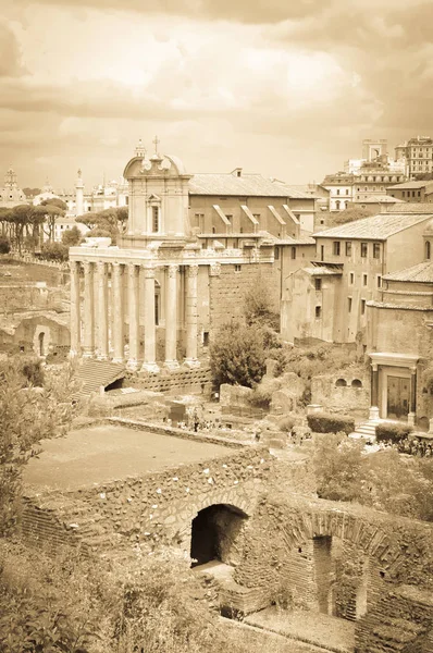 Římské fórum v Římě, Itálie — Stock fotografie