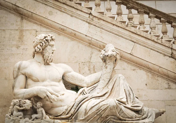 Statue von Zeus — Stockfoto