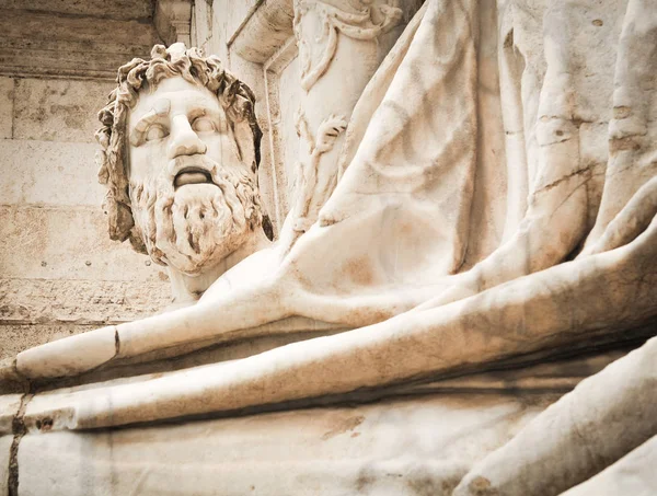 Statue of Zeus — Stock Photo, Image