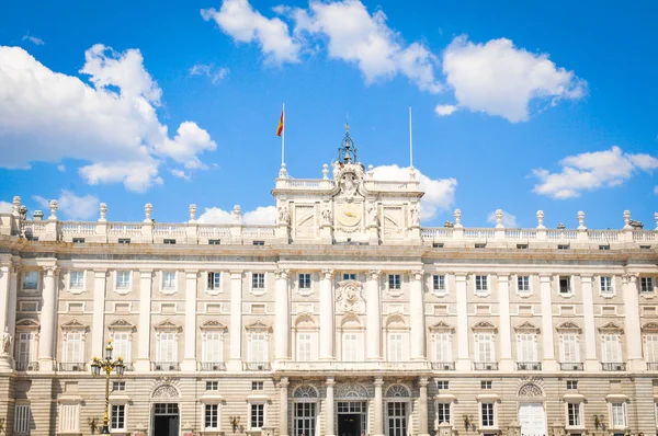 Königlicher Palast in Madrid, Spanien — Stockfoto