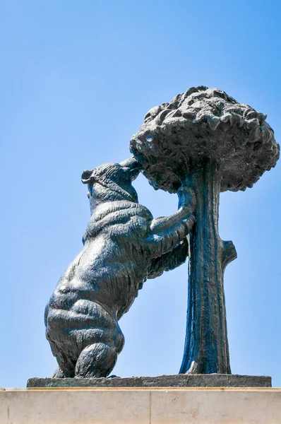 Medve, Madrid, Spanyolország-szobor — Stock Fotó
