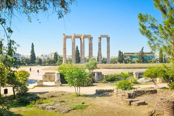 Tempel van de Olympische zeus in Athene, Griekenland — Stockfoto