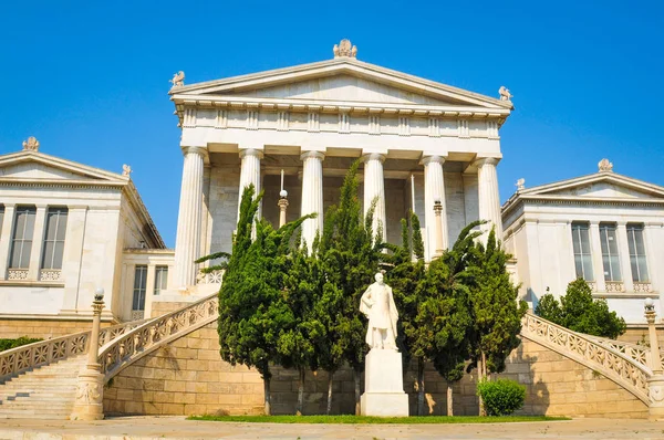 Starověká architektura v Athens, Řecko — Stock fotografie