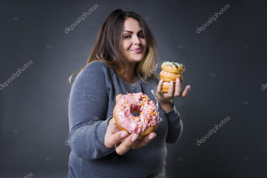 Ожирение переедание. Переедание. Переедание и ожирение. Толстая девочка с пончиком. Обжорство.