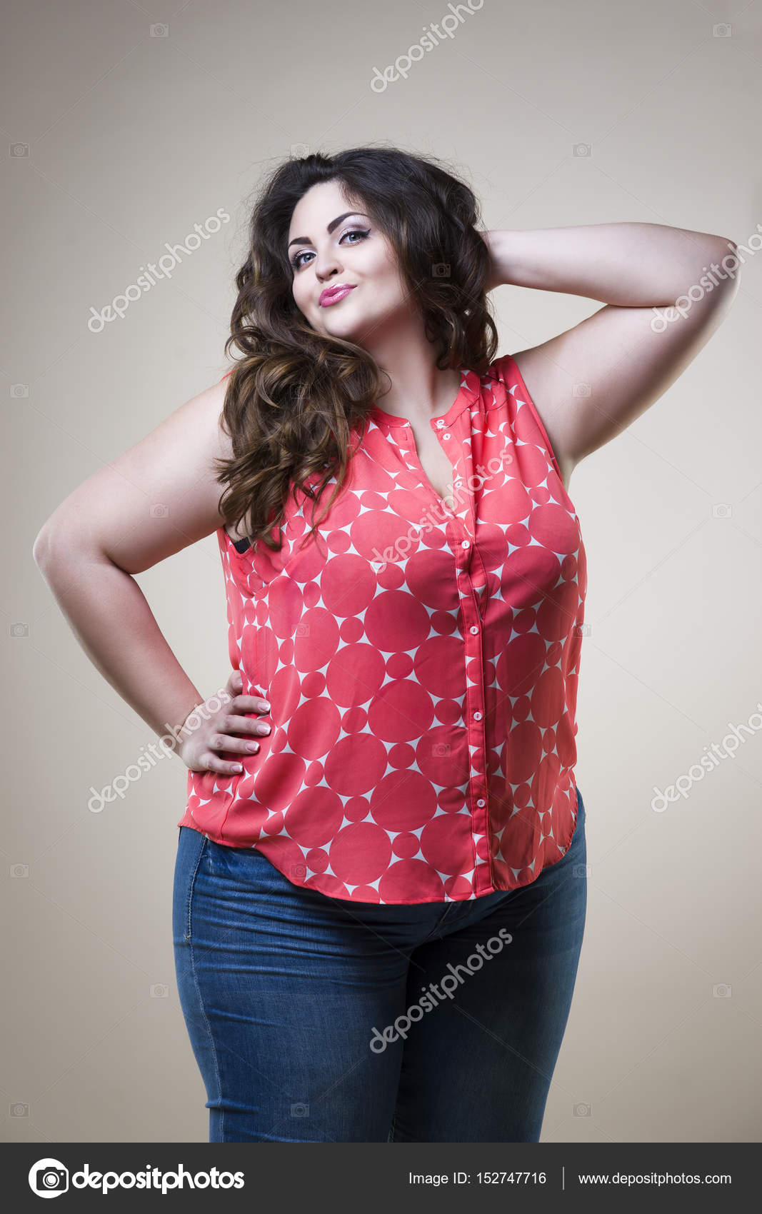 Plus size fashion model in casual clothes, fat woman on studio ...