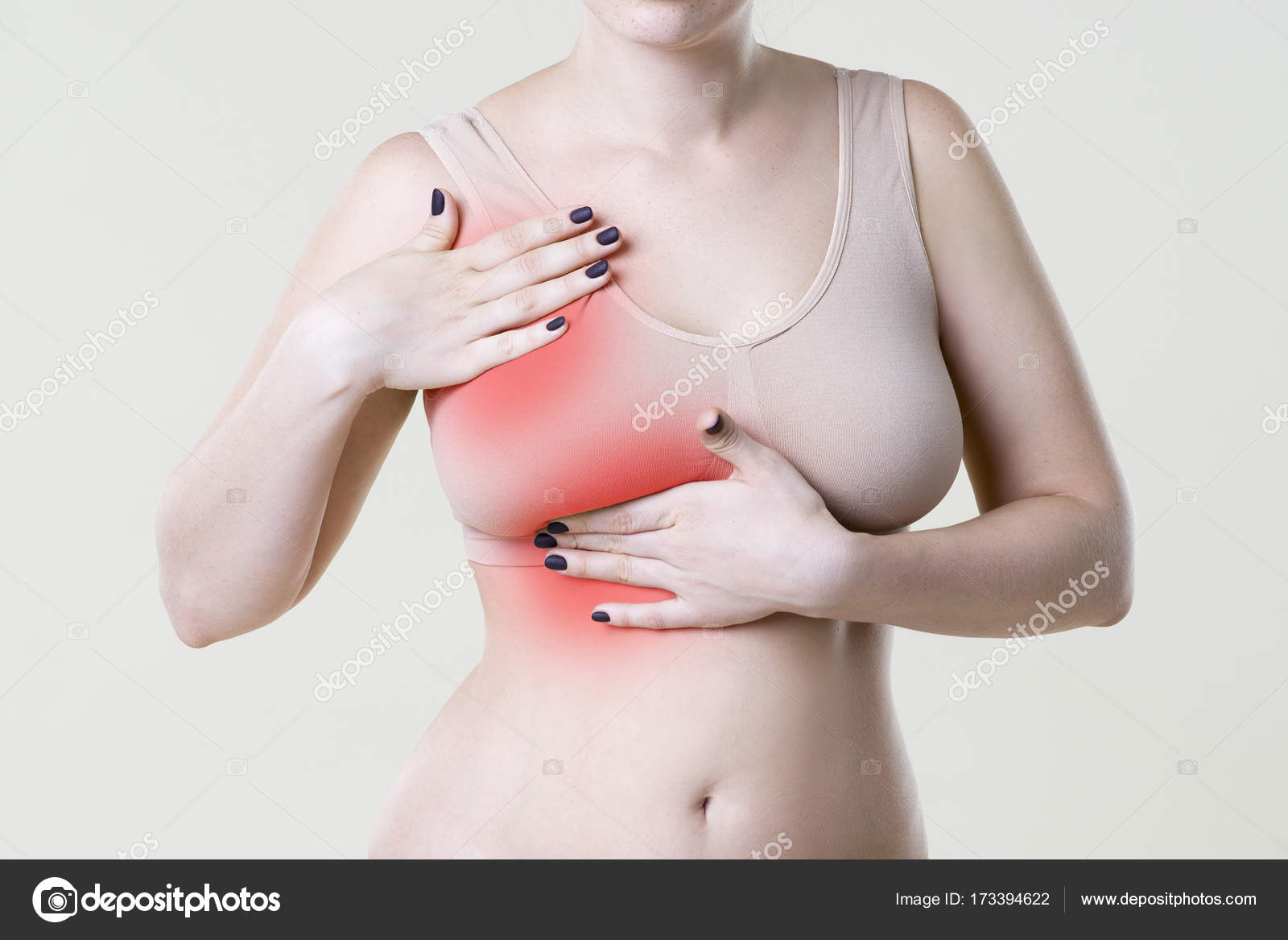 douleur poitrine femme