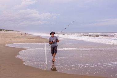 Dış Bankalar North Carolina üzerinde sörf balıkçılık