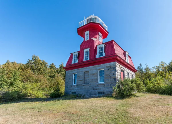 Blöf noktası deniz feneri