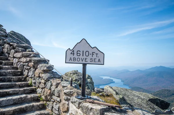 Whiteface dağ ayrıcalık işareti