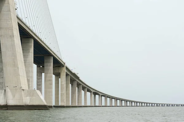 Pont Vasco da Gama — Photo