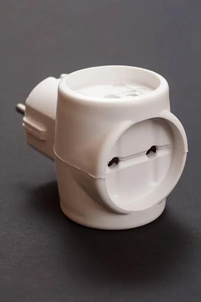Close Plástico Branco Conector Elétrico Tee Com Três Soquetes Fundo — Fotografia de Stock