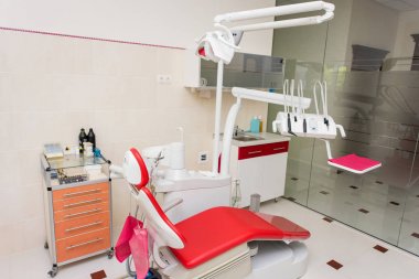 Modern iç mekan tasarımları ile diş office