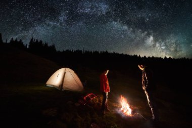 Kaç gece kamp, turist