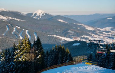 Kayak Merkezi, kış manzarası. 