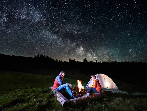 Kaç gece kamp, turist