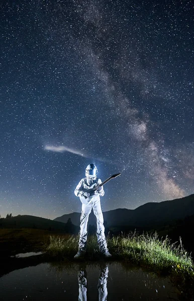 A spaceman lost, floating in the milky way