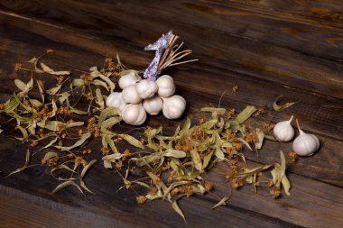 Sarımsak ve limon çiçek demet