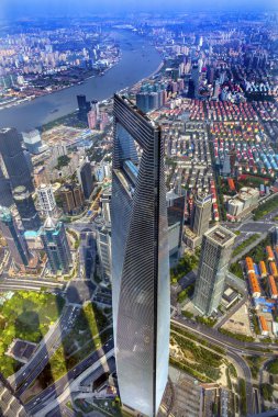 Şangay Dünya Finans Merkezi gökdelen Huangpu Nehri Shanghai Çin