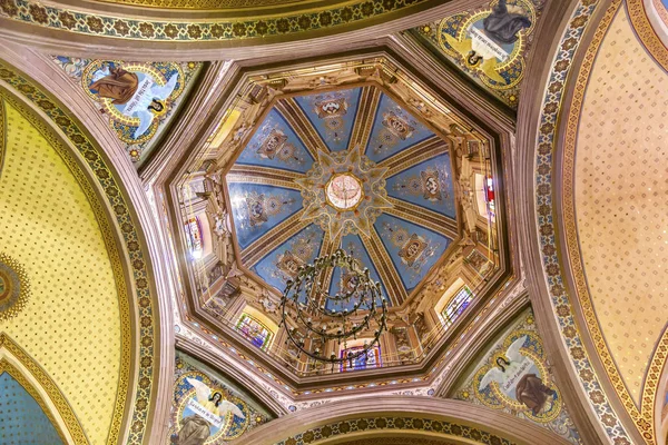 穹顶彩色玻璃天使大教堂 Templo de 贝伦瓜纳华托墨西哥 — 图库照片