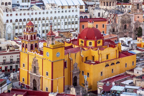 Companiia Temple University naszej Pani Bazyliki Guanajuato Meksyk — Zdjęcie stockowe