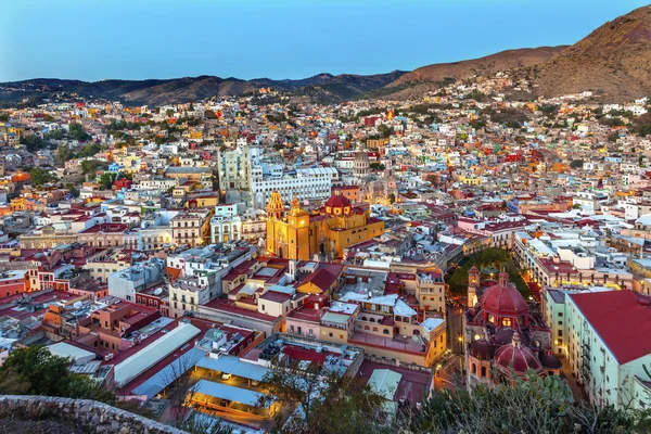 Kopule kláštera Neposkvrněného početí Panny Marie The jeptišky San Miguel de Allende Mexiko — Stock fotografie