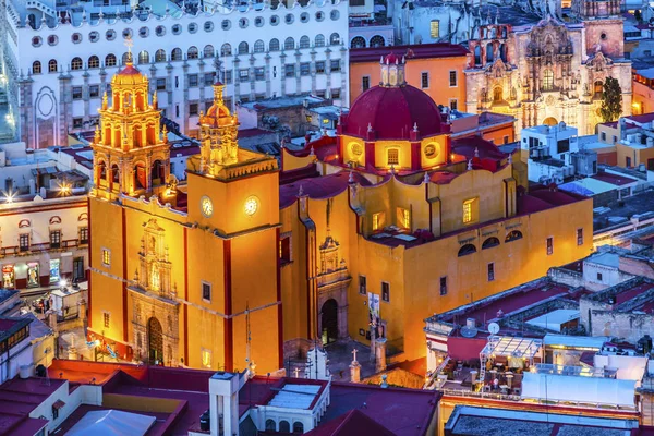 Kopule kláštera Neposkvrněného početí Panny Marie The jeptišky San Miguel de Allende Mexiko — Stock fotografie