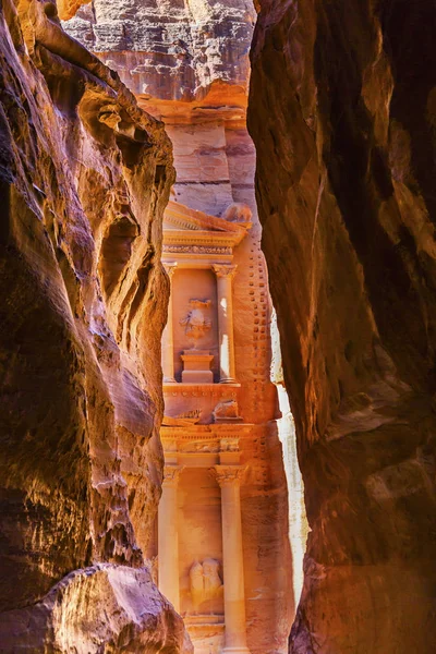 Buitenste Sig geel Treasury ochtend ingang Petra Jordanië — Stockfoto