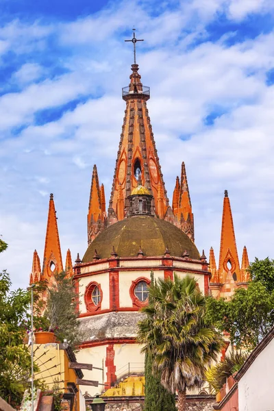 Calle Aldama Parroquia Iglesia Arcángel San Miguel de Allende México — Foto de Stock