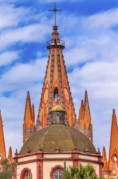 Parroquia Igreja do Arcanjo Aldama Rua San Miguel de Allende México — Fotografia de Stock