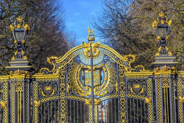 Golden Canada Maroto Gate Buckingham Palace London England — Stock Photo, Image