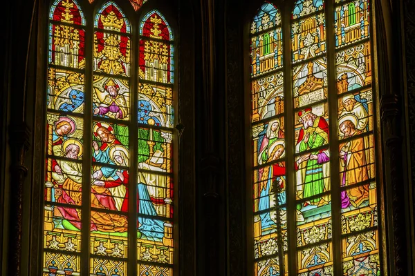 Histórias de Cristo Raising Dead Stained Glass De Krijtberg Church Amsterdam Holanda — Fotografia de Stock