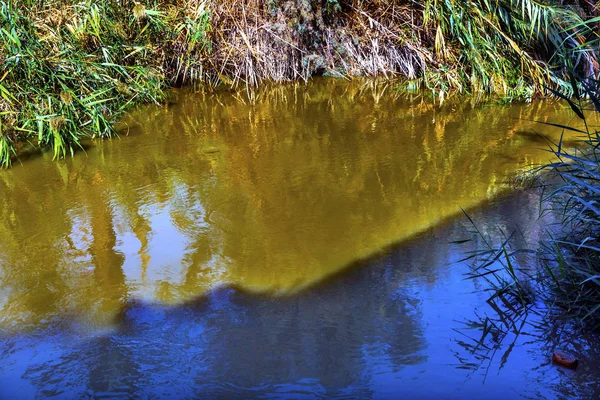 Jordan River Abstract Cerca de Bethany Betharaba Donde Juan bautizó — Foto de Stock