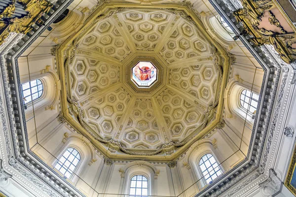 Церковь Санта-Мария-Делла-Паче в Риме Италия — стоковое фото
