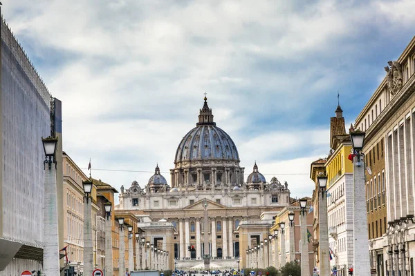 Street View Bazilica Sfântul Petru Vatican Roma Italia — Fotografie, imagine de stoc