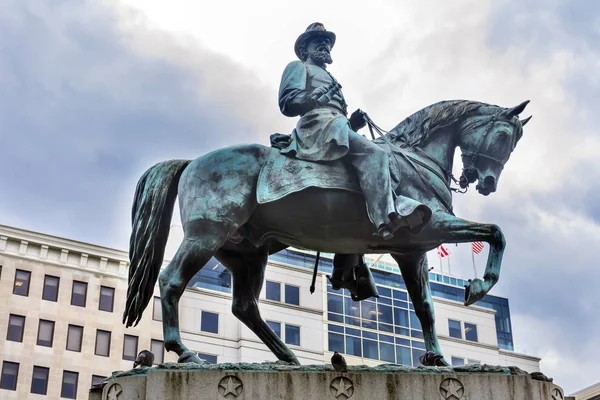 Памятник генералу Джеймсу Макферсону — стоковое фото