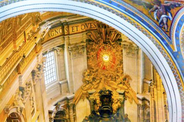 Bernini kutsal ruh Saint Peter's Bazilikası Vatikan Roma İtalya taht