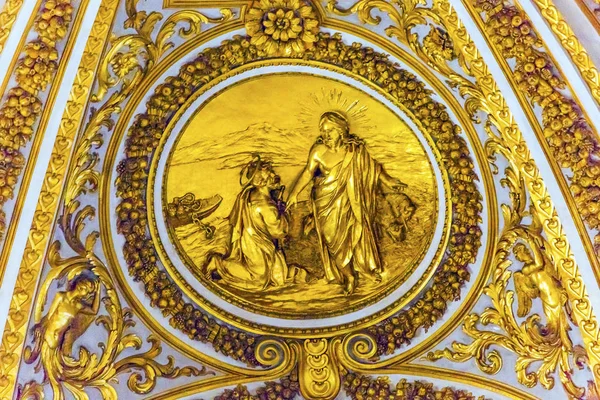 Cristo Pedro Estátua de Ouro Basílica de São Pedro Vaticano Roma Itália — Fotografia de Stock
