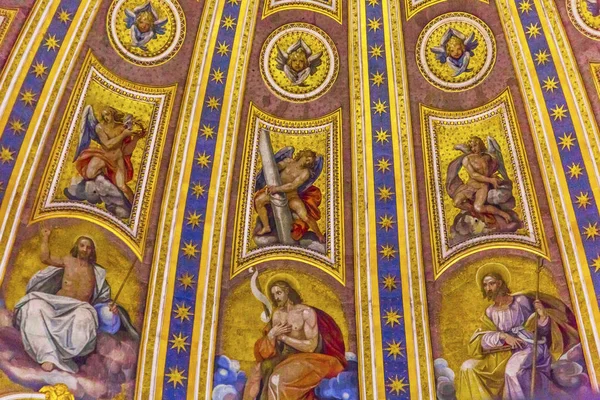 Christ Saints Michelangelo Dome Saint Peter's Basilica Vatican — Stock Photo, Image