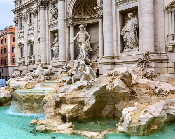 Neptuno Ninfas Estatuas Fontana de Trevi Roma Italia — Foto de Stock